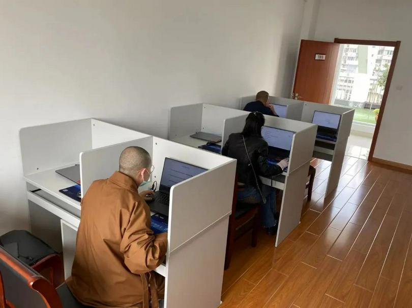 Jiangsu Province held the first Internet religious information service license examination in Nanjing City on April 19, 2022.