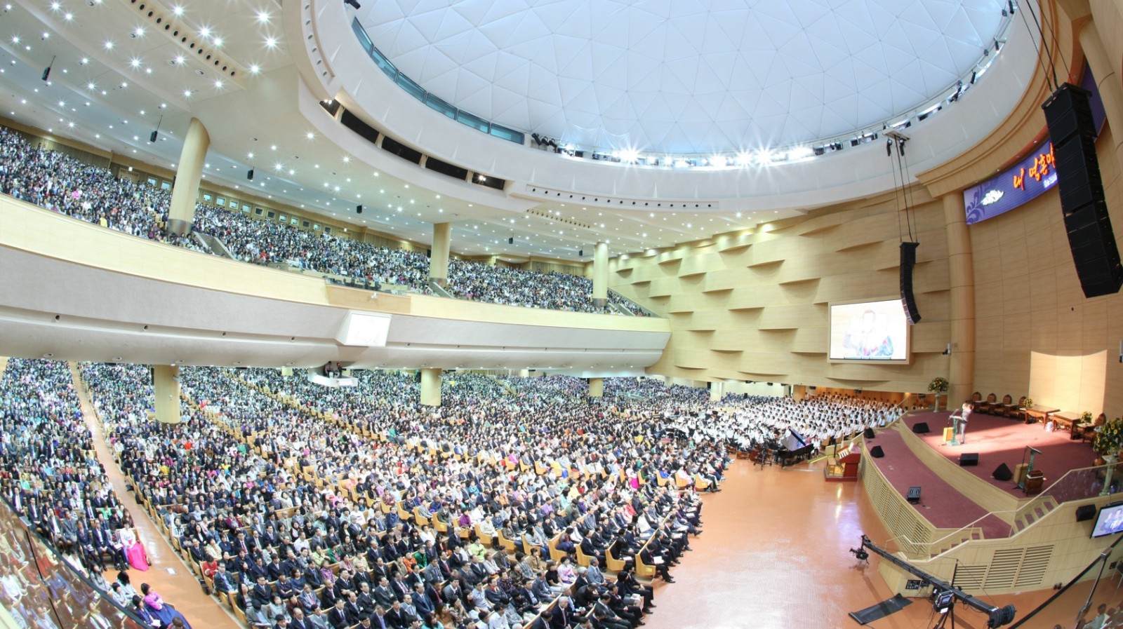 A Sunday service was held at Seoul Sungark Church in South Korea on March 14, 2014.