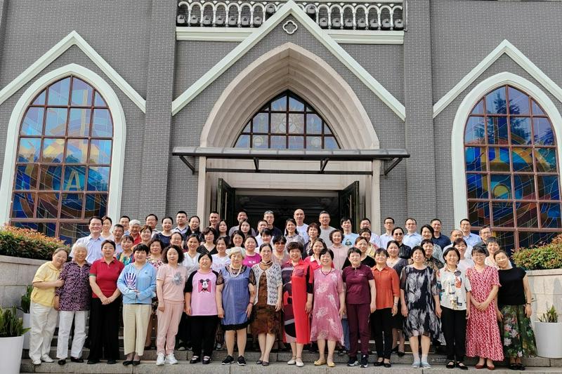 A group photo of the Good News Choir 